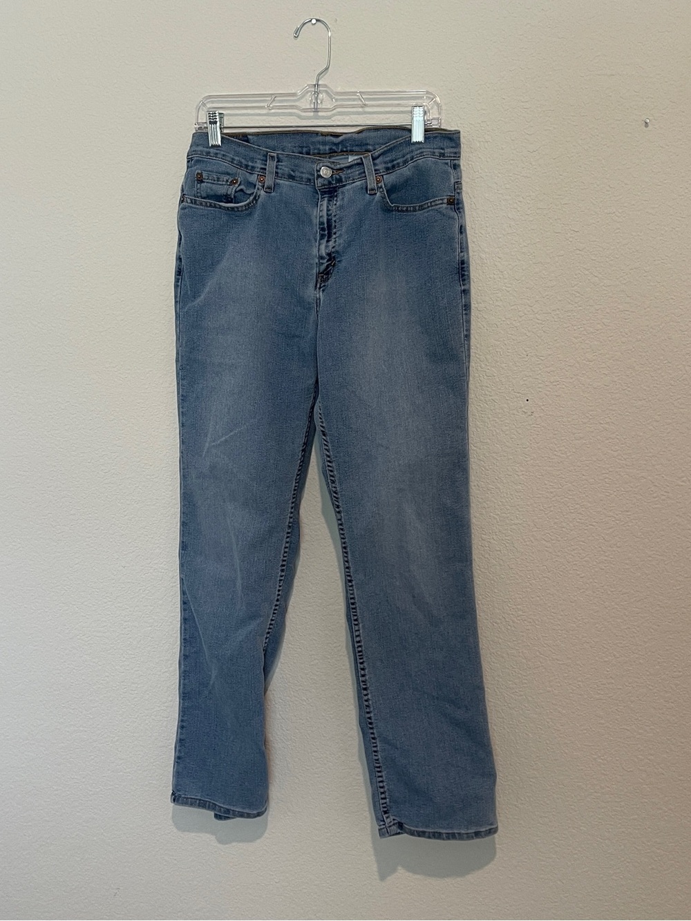 Levi's 505 Women's Straight-Leg Denim Jeans in Mid Blue